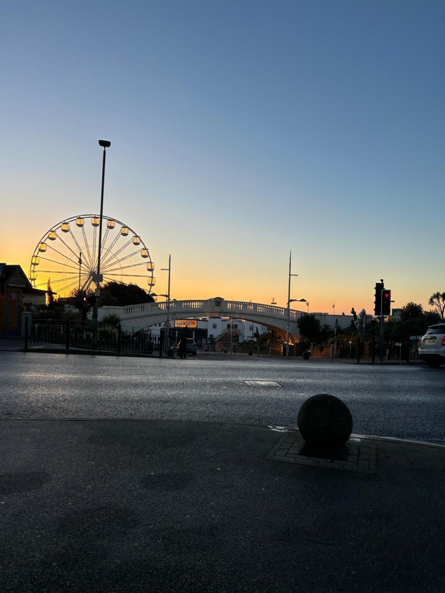 The Royal Hotel - Clacton On Sea المظهر الخارجي الصورة