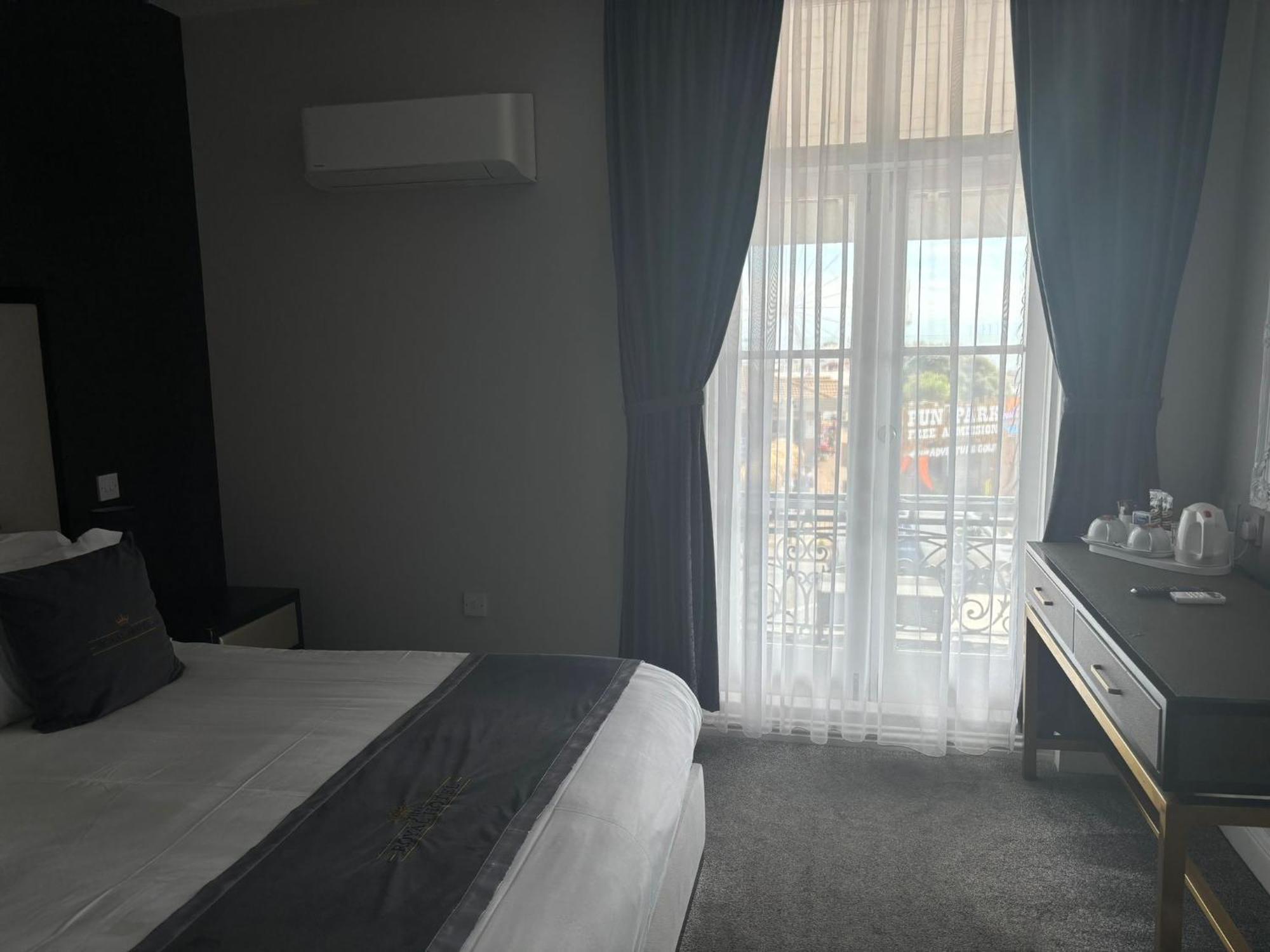 The Royal Hotel - Clacton On Sea المظهر الخارجي الصورة